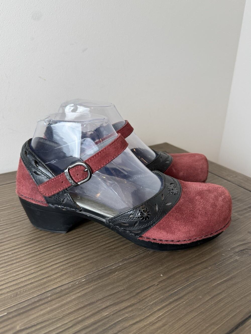 Dansko Mule Clog Suede Maroon, Red Red Black Shoes Women’s Sz 38 US 7.5 8